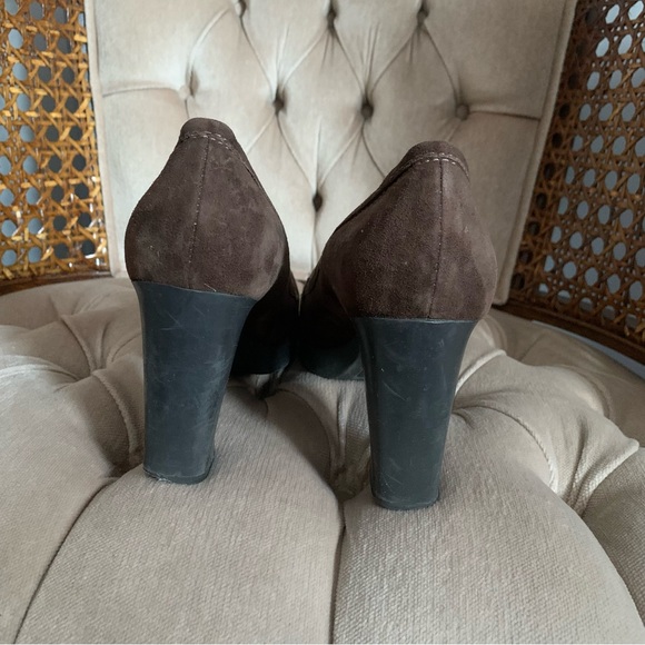 Marc Fisher Suede Heels - Picture 2 of 4